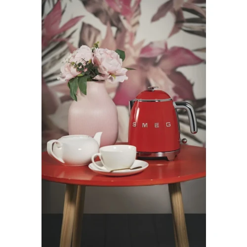 SMEG Czajnik (KLF05RDEU) mini 0,8L czerwony