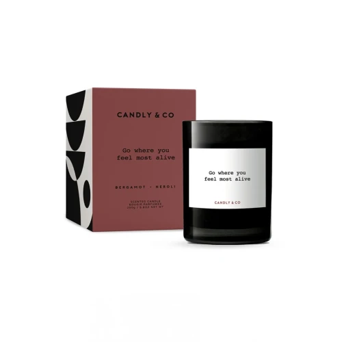 Świeca sojowa w szkle CANDLY&CO, Go Where You Feel Most, zapach No.5, 250g