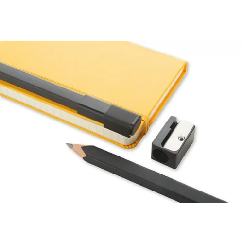 Zestaw MOLESKINE 2 ołówki czarne z drzewa cedrowego 2B i temperówka