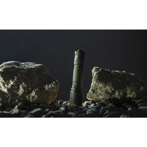 Latarka Armytek Dobermann PRO Olive 1400 lm