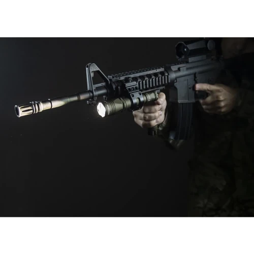 Latarka Armytek Dobermann PRO Olive 1400 lm
