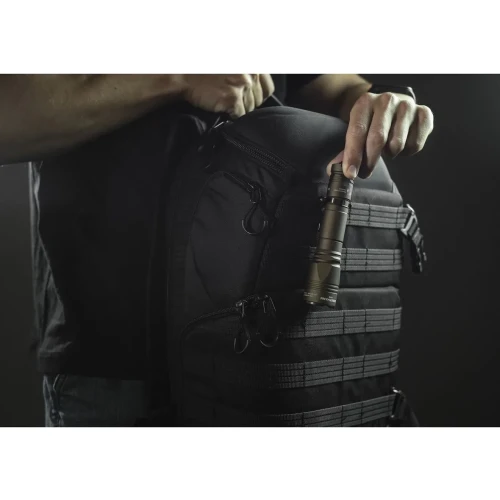 Latarka Armytek Dobermann PRO Olive 1400 lm