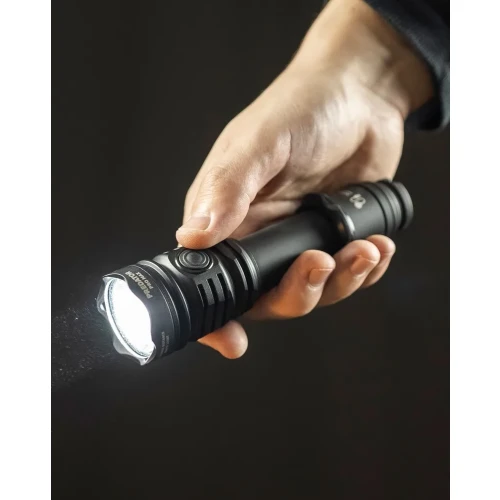 Latarka Armytek Predator PRO MAX 3000 lm
