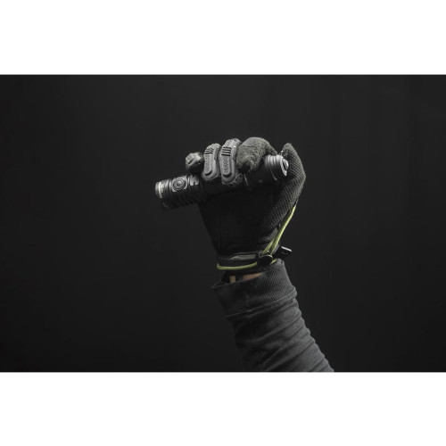 Latarka Armytek Dobermann PRO MAX 3000 lm 2w1
